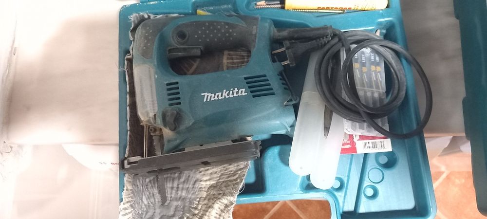 Serra tico tico Makita