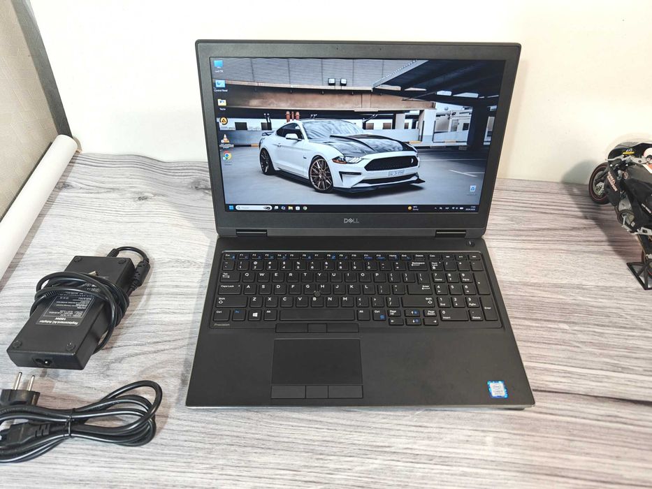 中古　DELL Precision 7730 モバイルワークステーショ dell precision 7730 - купить ноутбуки - Цена на OLX.ua