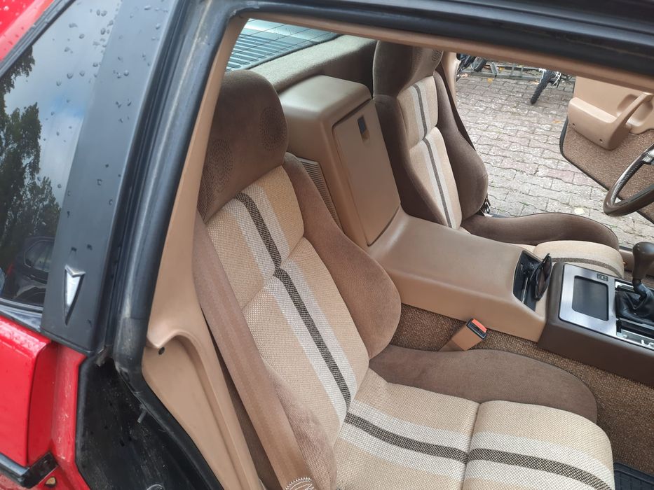 Pontiac Fiero SE 2,5 L Oldtimer