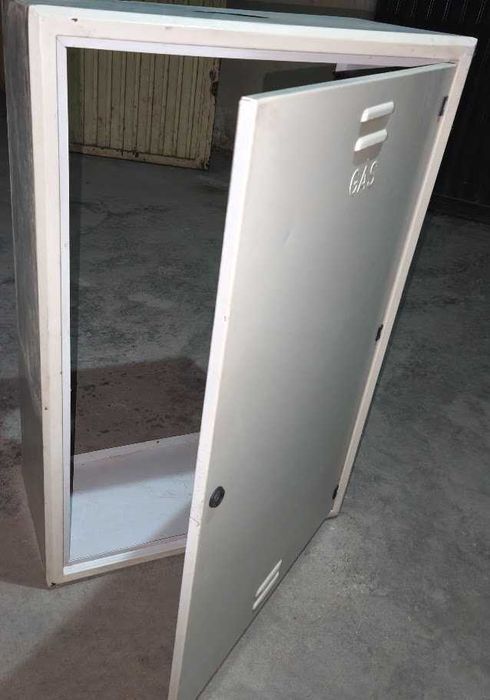 Armário em Ferro para proteção de Esquentador/Caldeira.