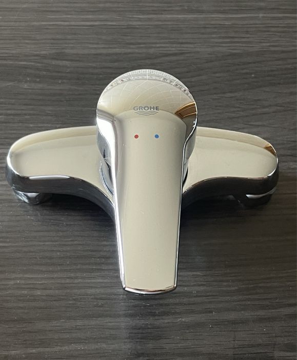 Misturadora da Grohe para chuveiro c/acessórios