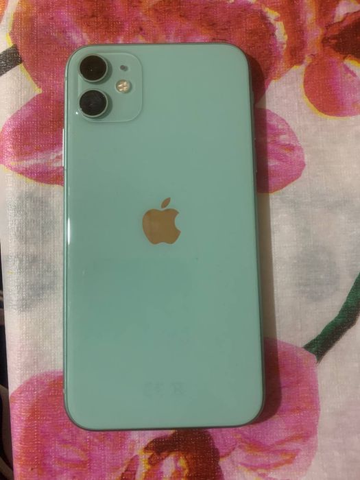 Iphone 11, 64 батарея 76%