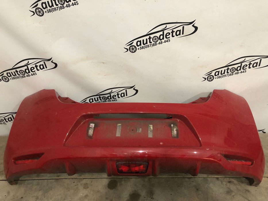 Бампер задній Nissan Leaf 2010-17 бампер задниф лиф