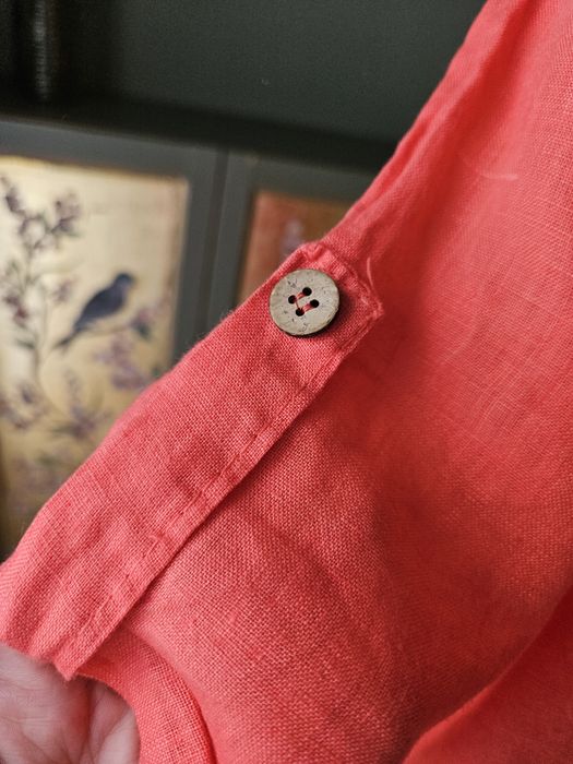 Koralowa lniana bluzka damska  z ozdobną aplikacją – 100% len, XL/X