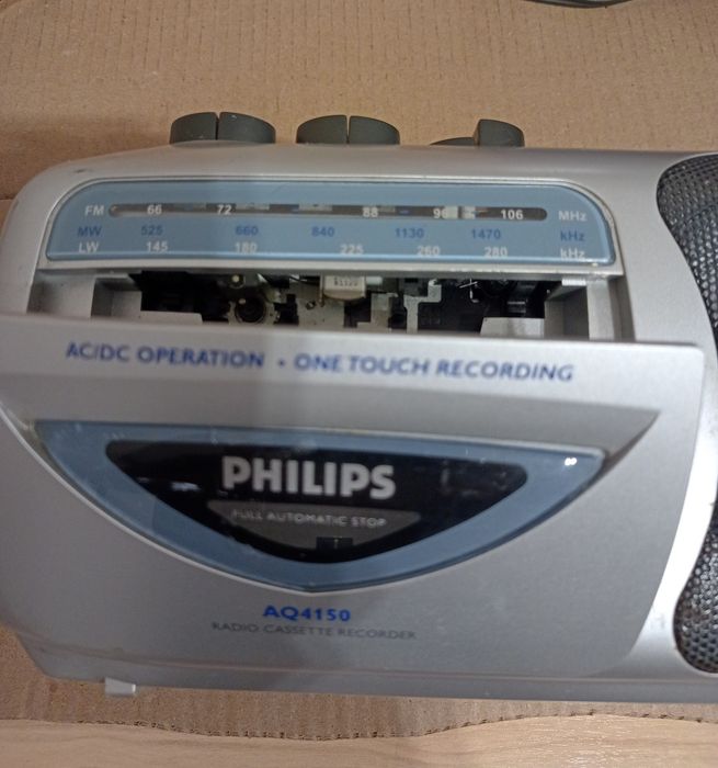 магнітола Philips AQ 4150