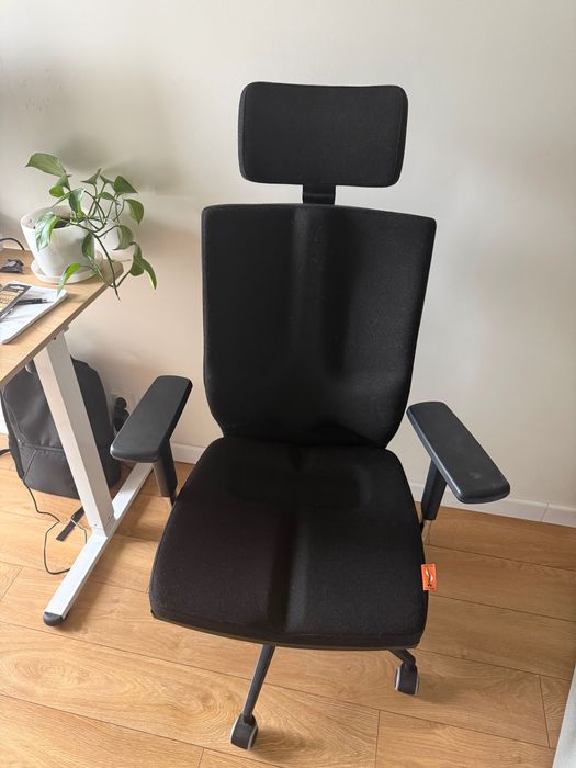 Fotel biurowy rehabilitacyjny