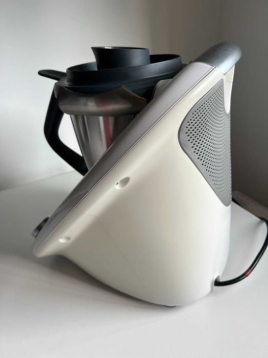 Bimby TM6 – Em excelente estado com todos os acessórios