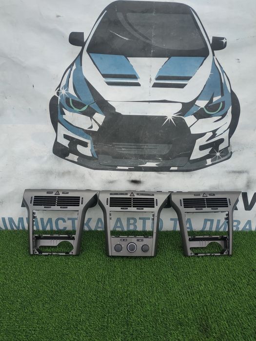 Накладки центральні консолі  Opel Astra H