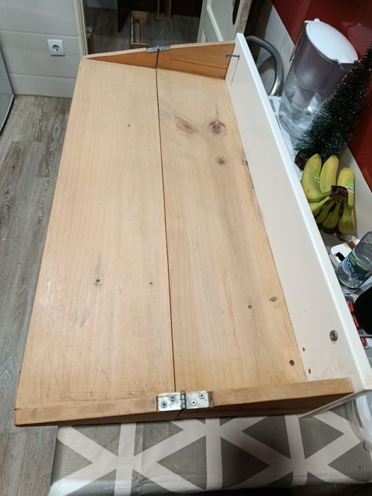 Mesa retrátil de parede