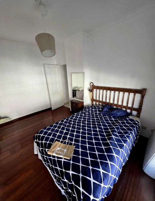 Quarto - Estação Rio de Mouro