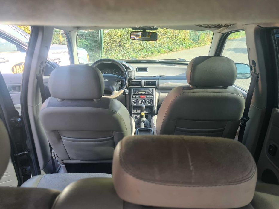 Land Rover Freelander bancos pele 150 euros