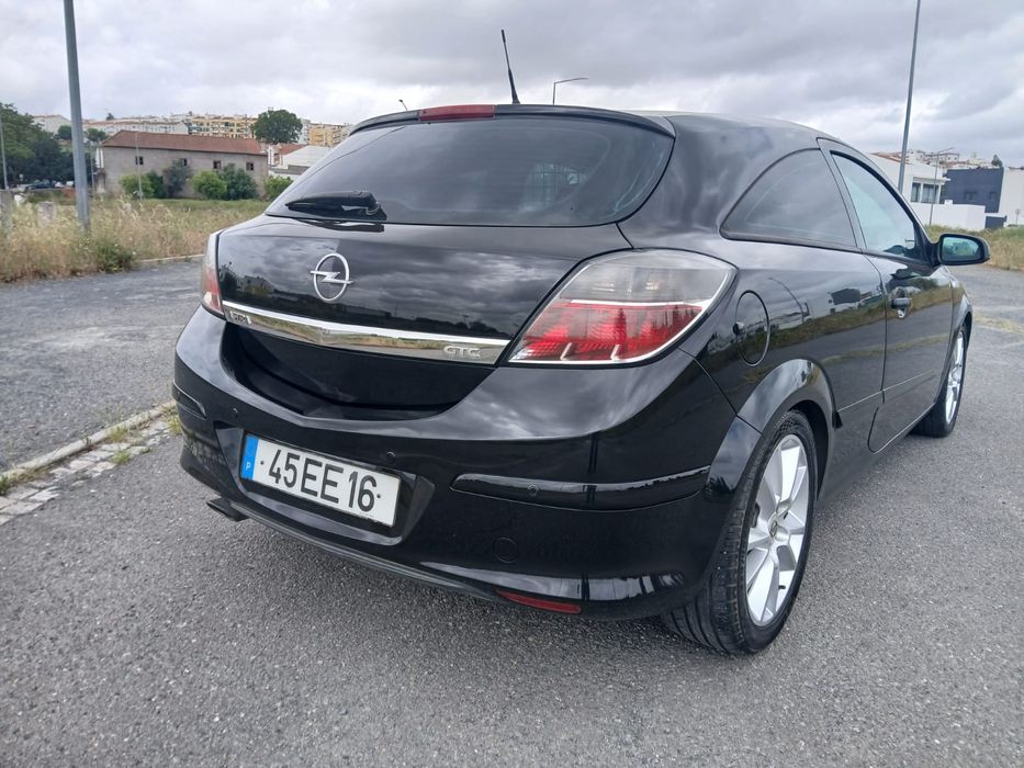 Opel Astra H GTC 1.3 cdti