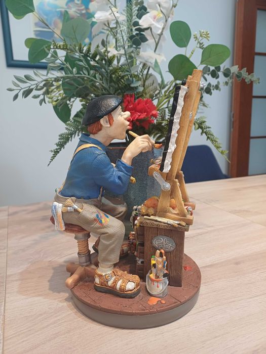Pintor com pintura - Estatueta da Coleção Profisti (NOVO)