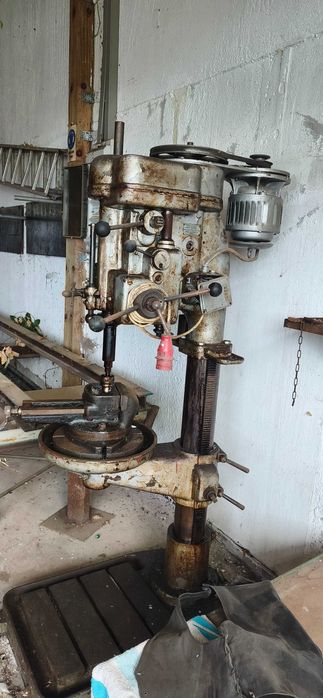 Wiertarka stołowa kolumnowa FISCHER – solidna, żeliwna, PRL / Vintage