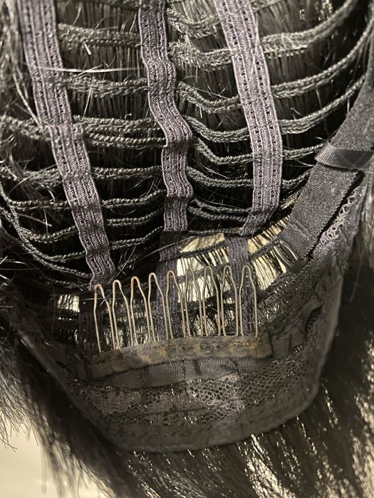 Перука ( парик) з натурального волосся зі стрижкою