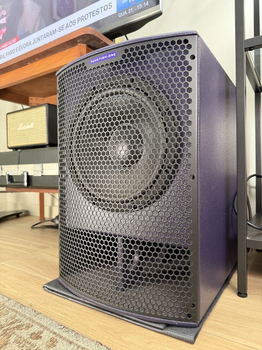 Funktion-One F81 + SB10A | Sistema de Som Completo
