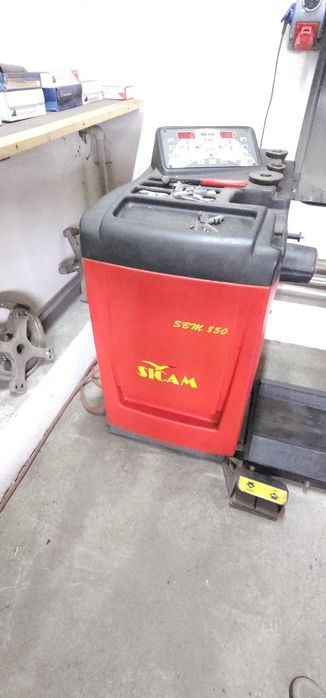 Wyważarka do samochodów ciężarowych I maszyn SICAM SBM 850