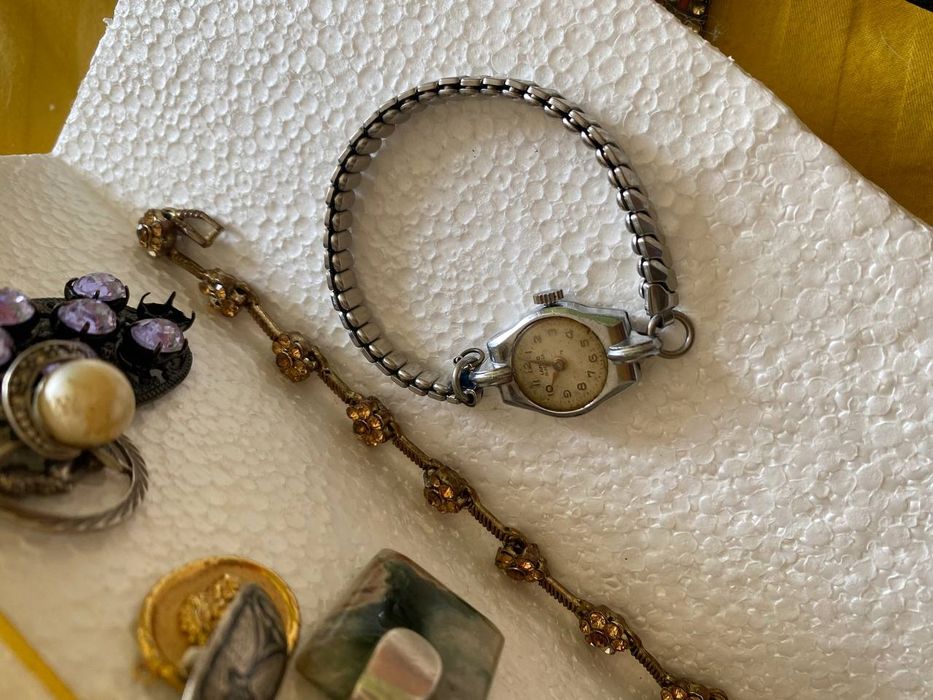 Винтажні браслети та часи
