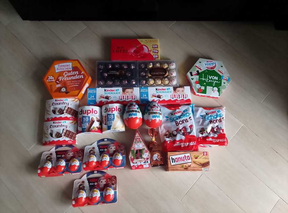 Ferrero słodycze - 14 różnych pozycji