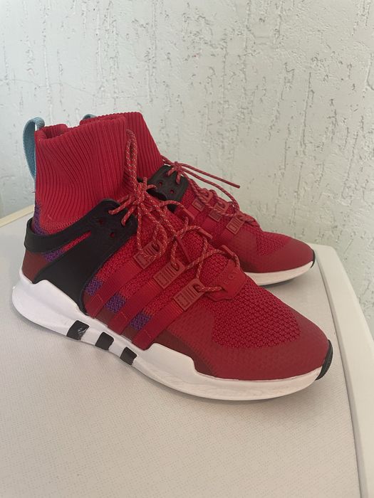 Продам високі кросівки Adidas