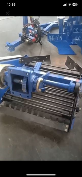 Трактор гусиничный 35hp