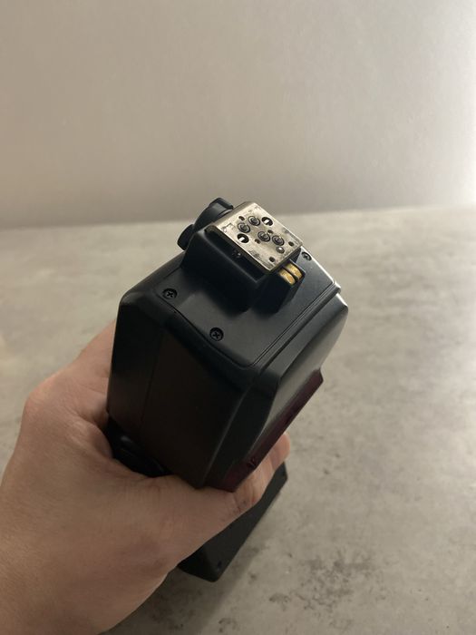 Спалах nikon sb 600