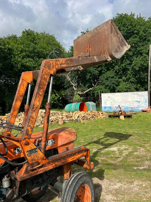 Trator kubota 25 cv pá frontal