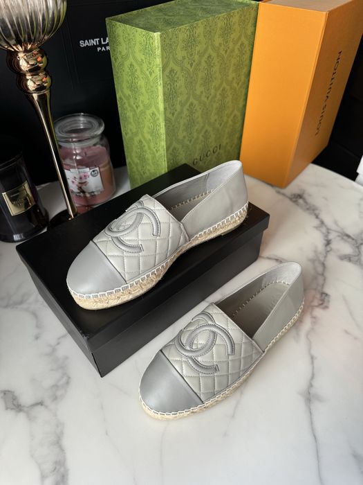 Mokasyny Chanel Gray Leather