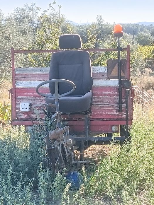 Reboque agrícola com tração – sem matrícula