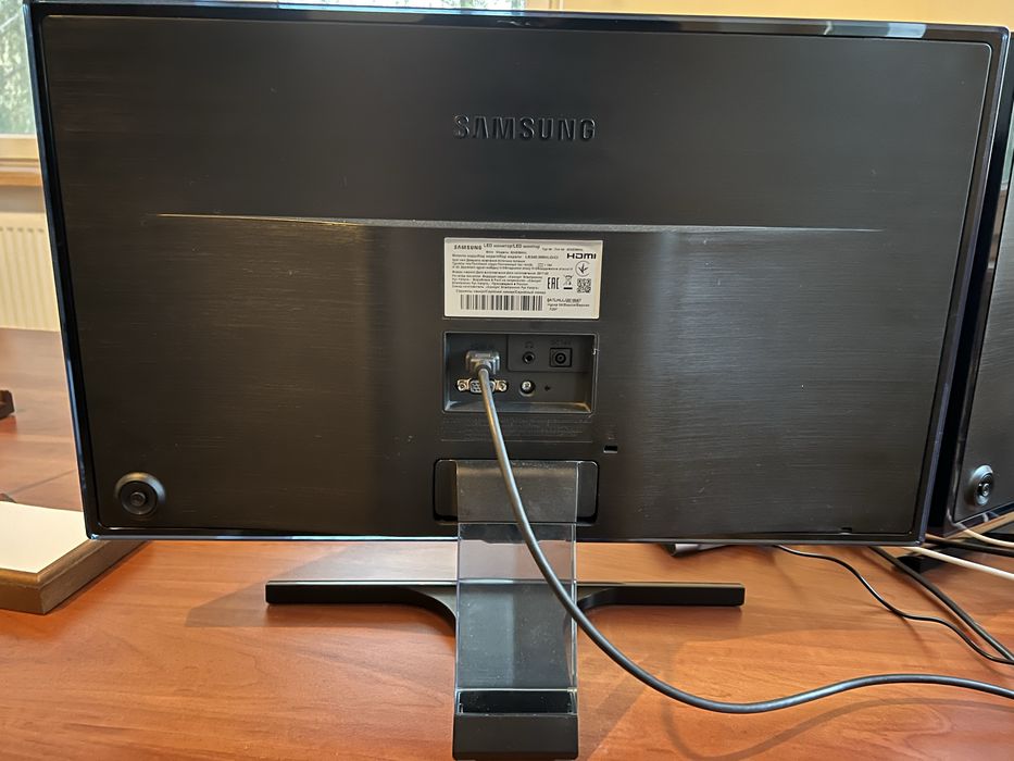 Монітор Samsung LS24E39 IPS матриця