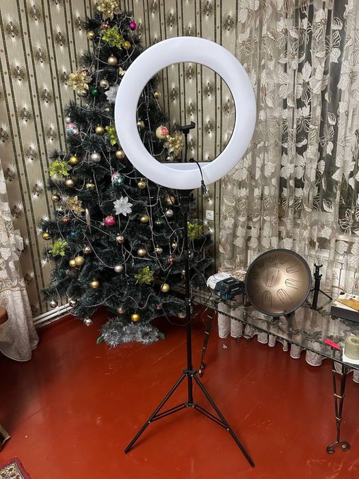 Кільцева лампа LED RL-21, 54 см, 2 USB, регулювання світла, 65W