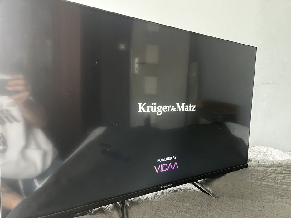 Telewizor Kruger&Matz 40" FHD smart DVB-T2/S2 H.265 Hevc