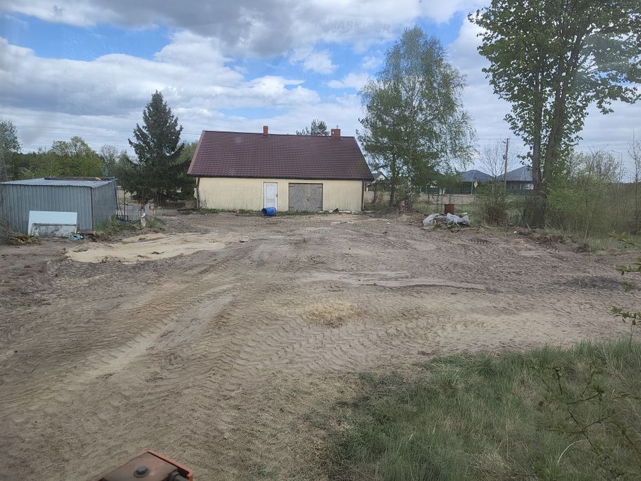 Usługi koparko-ładowarką