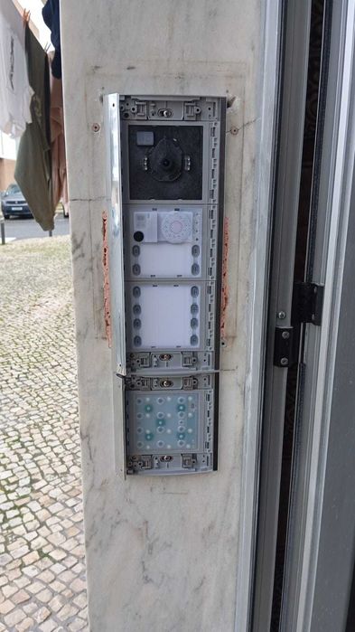 Vídeoporteiro Moradia, Prédio e Condomínio Bticino, Fermax Carcavelos