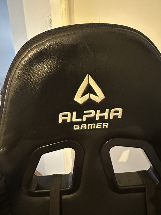Cadeira gaming (alpha gamer)
