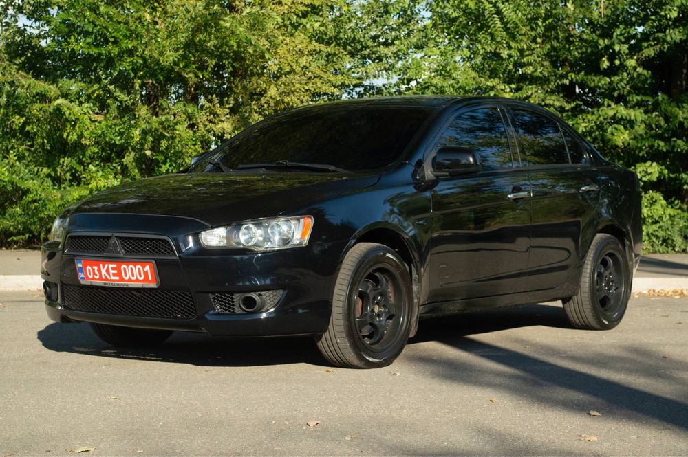 Продам Mitsubishi LANCER