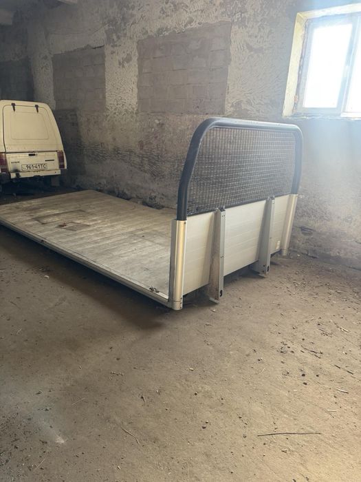 Платформа підходить до рено мамстера і вольцвагена