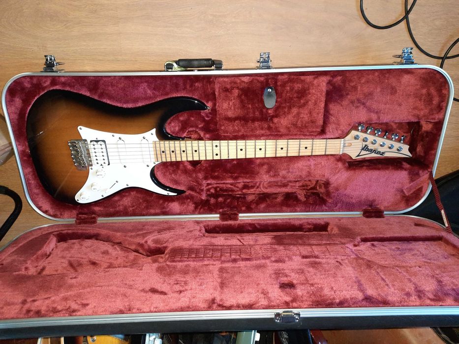 Ibanez AT-100 Prestige