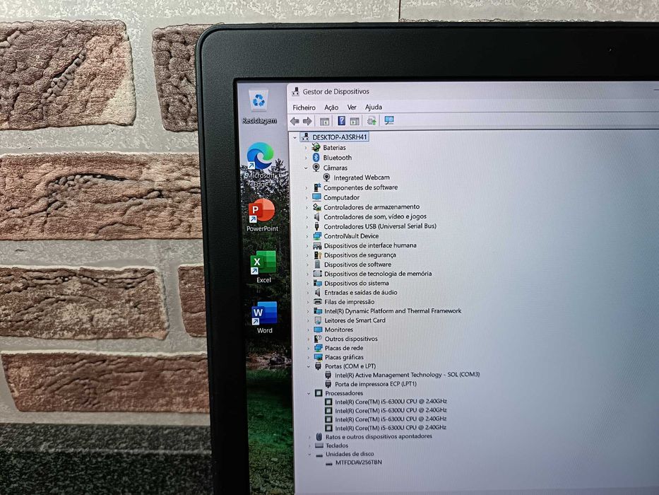 Dell Latitude E5570 core i5 SSD 256gb RAM 4gb DDR4