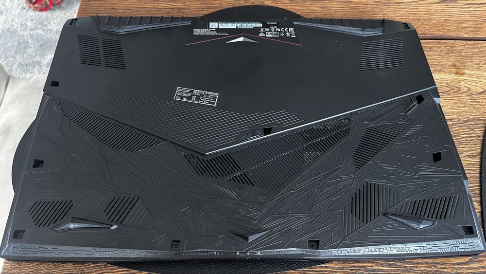 Laptop MSI MSI GL75 Leopard 10SER-259XPL