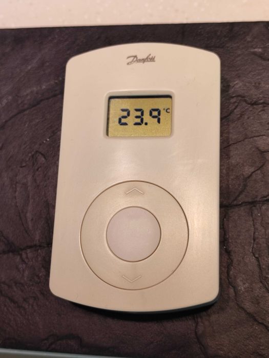 Danfoss CF-RF termostat.