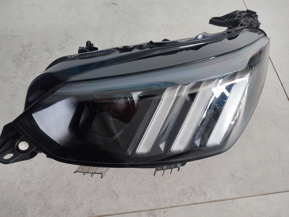 Lampa Reflektor Lewy Przód Peugeot 2008 II Full Led 22r Oryginał