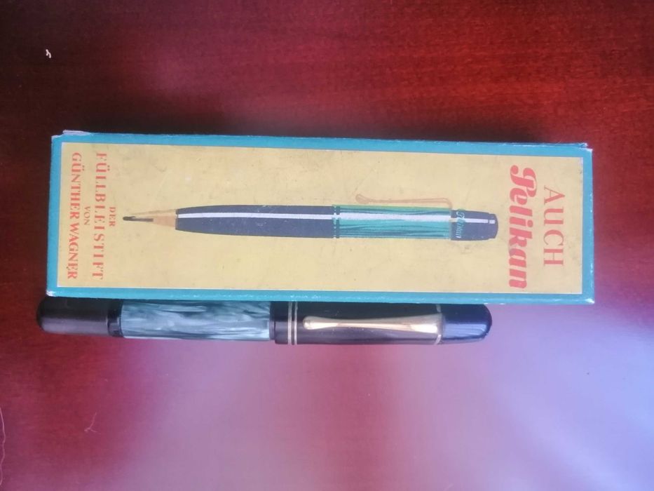 Canetas - caixa de lapiseira Pelikan antiga