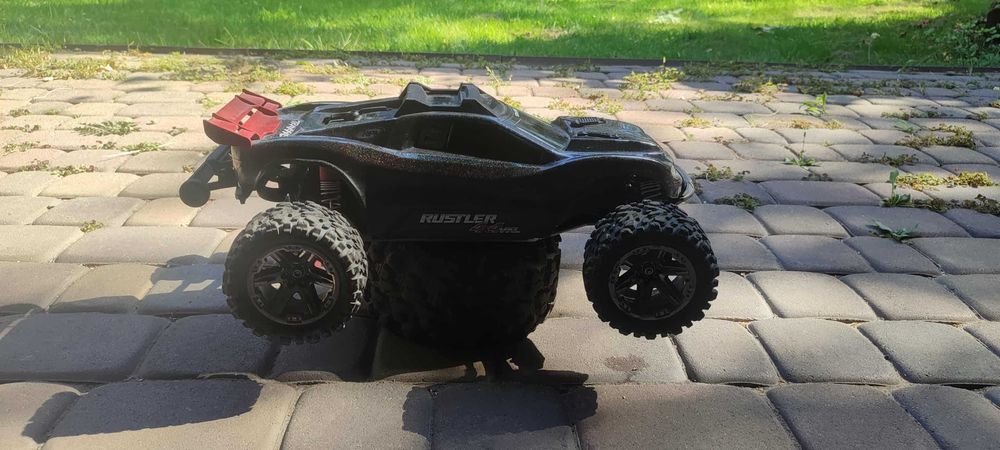 Traxxas rustler 4x4 vxl