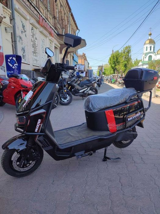 Електроскутери та електромотоцикли