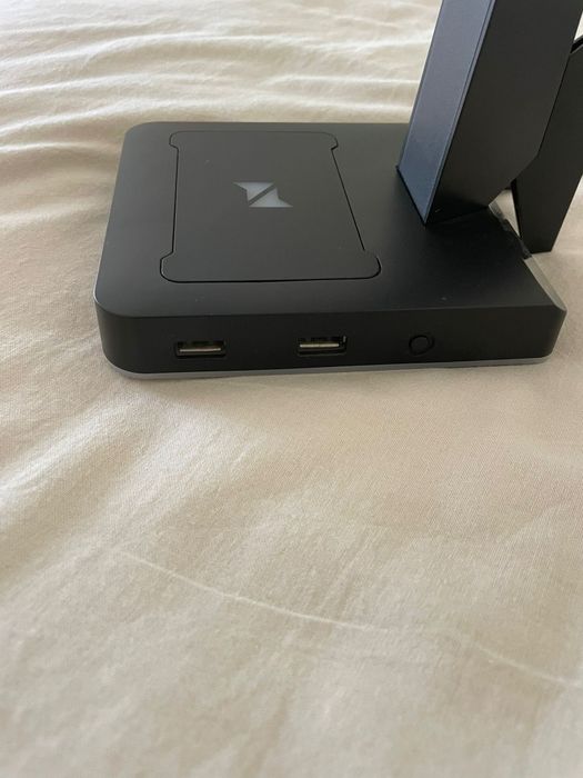 Suporte de auscultadores NPLAY