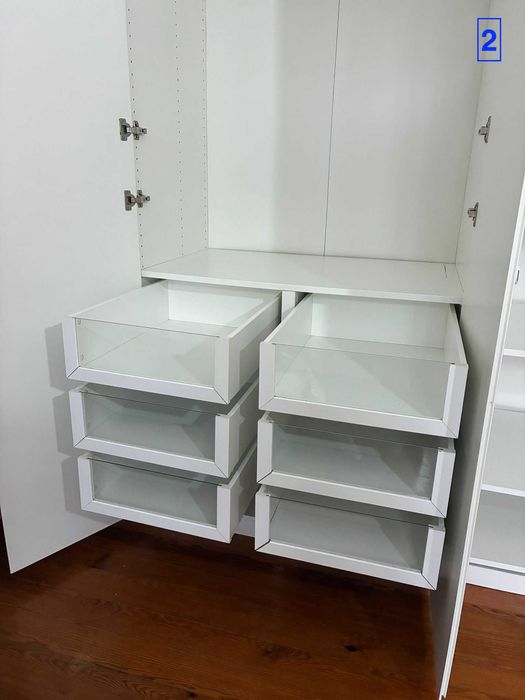 Roupeiros IKEA PAX 2x0,5m + 1x1m (ou individual)