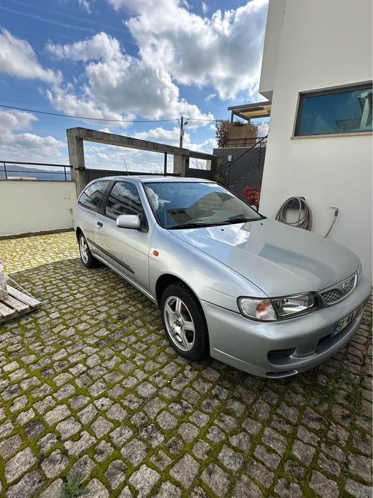 Nissan Almera 1.4 SR - Muito Bom Estado