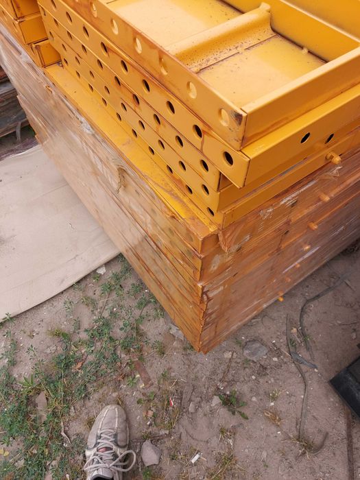 Szalunki słupowe, płyta uniwersalna 0,5x3m