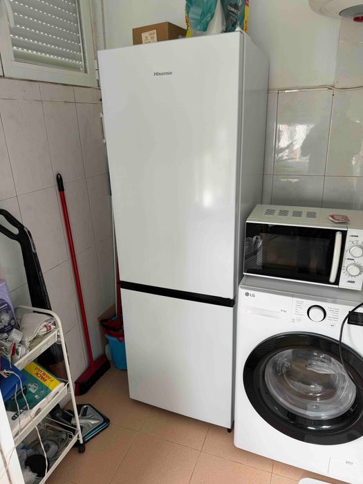 Frigorifico Combinado Hisense com garantia